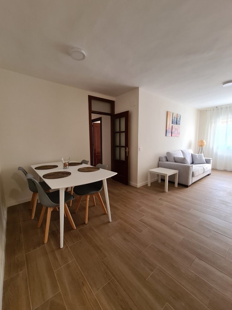 INCREIBLE OPORTUNIDAD! PISO RECIEN REFORMADO DE ALQUILER